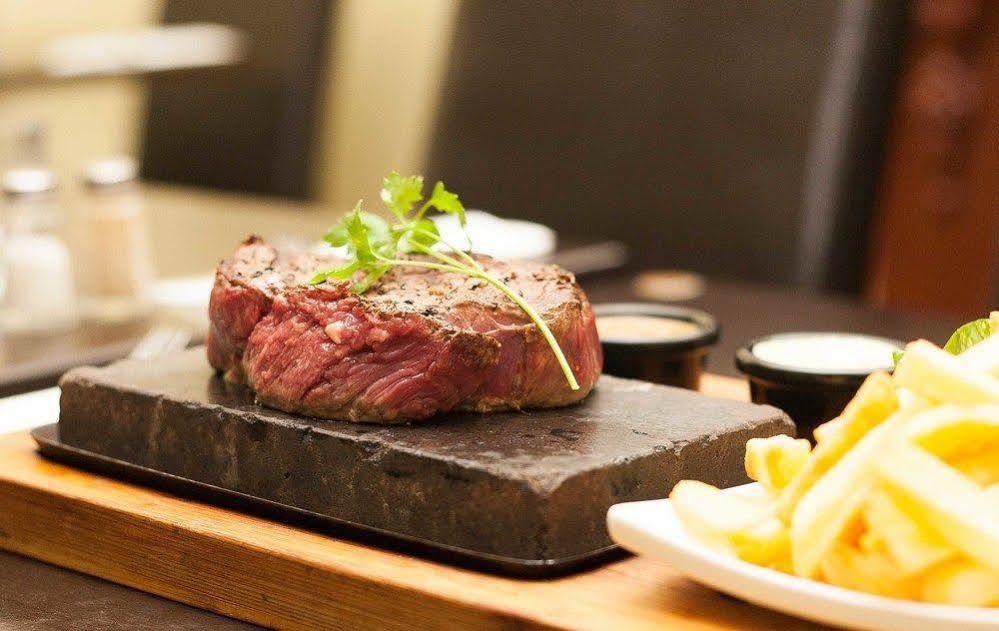 Lynams Hotel Дублин Экстерьер фото